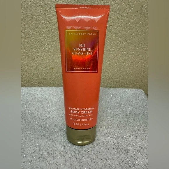 Bath & Body Works Figi Sunshine Guava Tini body cream - Picture 1 of 2